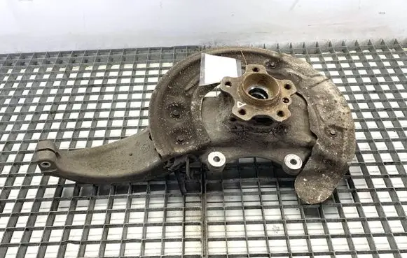 BMW 5 G30 G31 G38 Front wheel hub spindle knuckle 