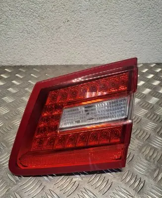 Mercedes-Benz E W212 Tailgate rear/tail lights