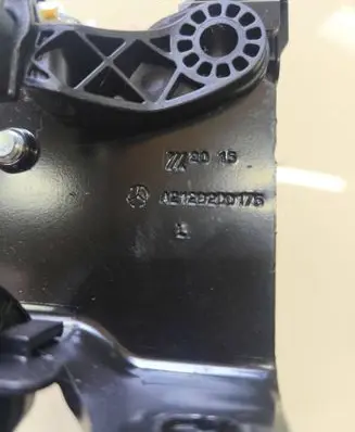 Mercedes-Benz E W212 Seat back rest lock catch A2129200506 A2129200175