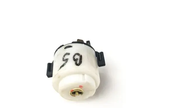 Volkswagen PASSAT B5.5 Ignition lock contact 4b0905849