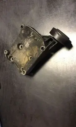 BMW 5 E39 A/C compressor mount bracket 2245417