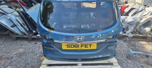 Hyundai i40 Tailgate/trunk/boot lid