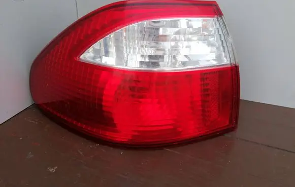 Mazda 626 Rear/tail lights 22061922