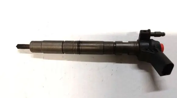 Audi A4 S4 B8 8K Fuel injector 03L130277