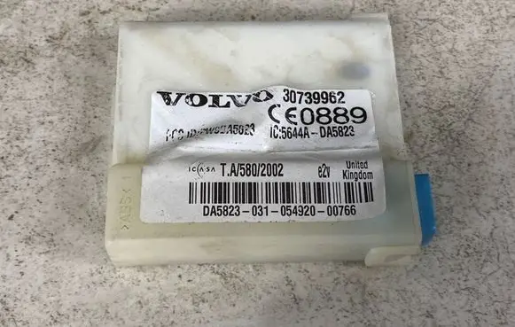 Volvo V50 Alarm control unit/module 30739962 5644ADA5823