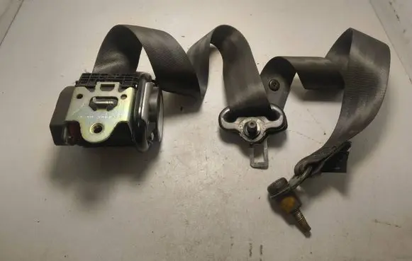 Ford Kuga II Front seatbelt 624436700 006L000