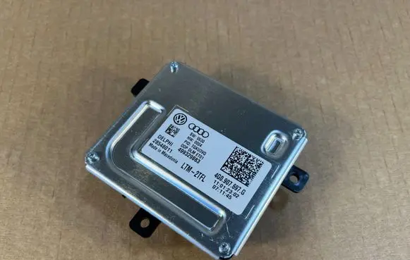Audi A8 S8 D4 4H LED ballast control module 4G0907697G