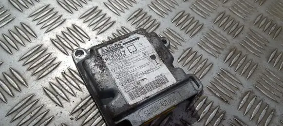 Renault Megane I Airbag control unit/module 7700418152D 550548400