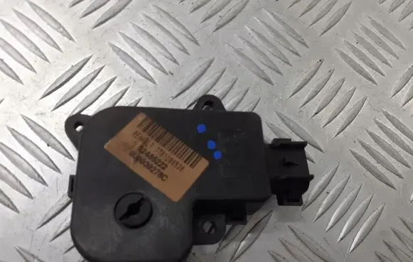 Renault Laguna II A/C air flow flap actuator/motor 52485222