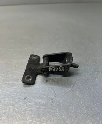 Mitsubishi Outlander Tailgate/trunk/boot hinge MR556091