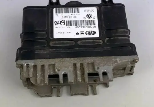 Volkswagen Golf III Engine control unit/module 032906030K 6160025608 W15VC36