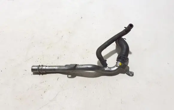 Renault Trafic III (X82) Engine coolant pipe/hose 210225549R