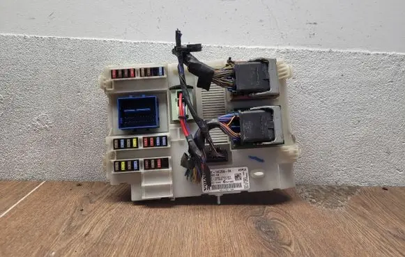 Volvo XC60 Fuse box set CG9T-14C256-FA 31314511AB
