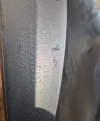 Renault Captur Fender 631018998R