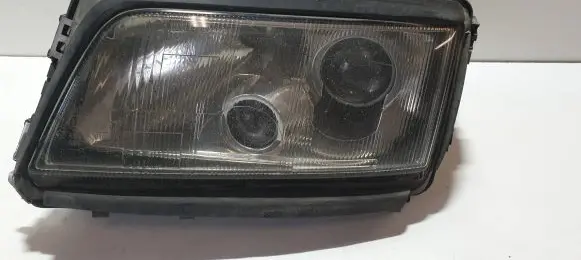 Audi A8 S8 D2 4D Headlight/headlamp 4D0941029E