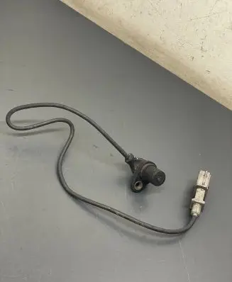 Audi A4 S4 B7 8E 8H Crankshaft position sensor 0261210