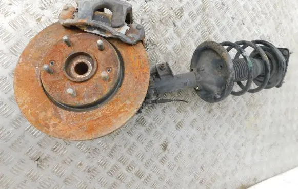 Hyundai i30 Front wheel hub spindle knuckle