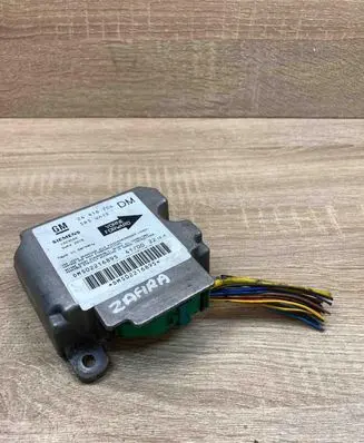 Opel Zafira A Airbag control unit/module 24416704 1923594