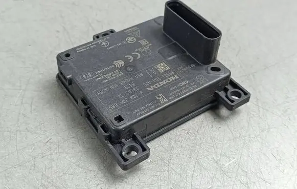 Honda CR-V Distronic sensor radar 0203305685 8S3013D4A05