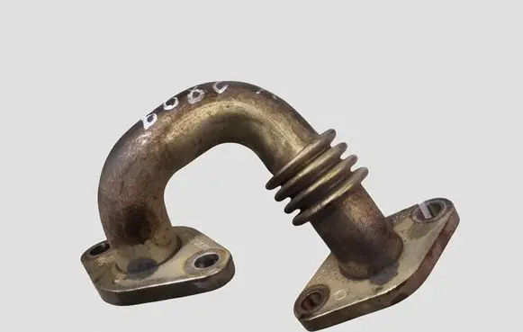 Volkswagen PASSAT B6 EGR valve line/pipe/hose 03G131521AM