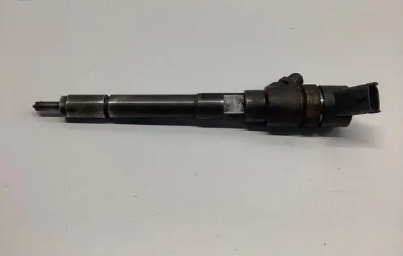 Hyundai Tucson JM Fuel injector 0445110258