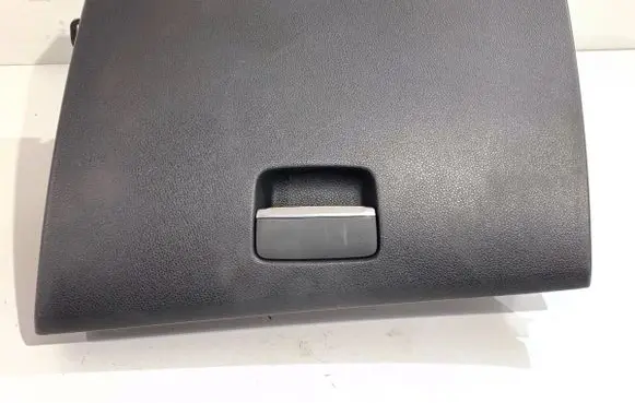 Mercedes-Benz A W176 Glove box set 