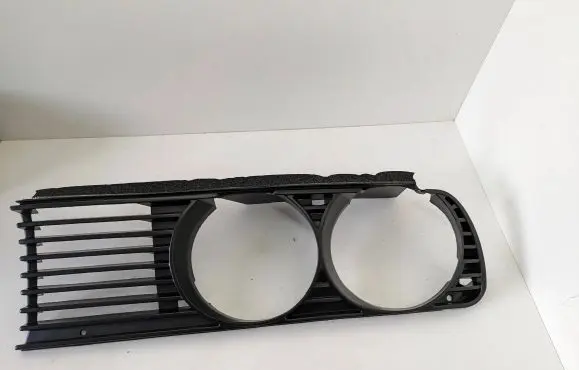 BMW 3 E30 Under headlight/headlamp trim 