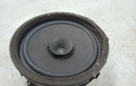 Mitsubishi Lancer X Rear door speaker 8720A017