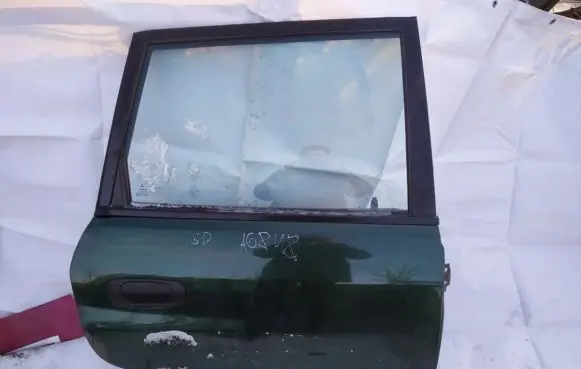 Mitsubishi Space Star Rear door window glass
