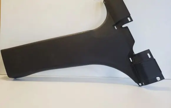 Mitsubishi Outlander (B) pillar trim (bottom) 7211A142