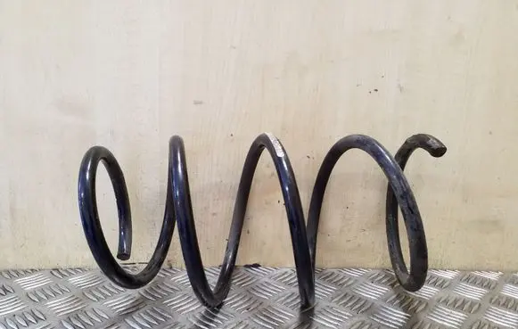 BMW X3 E83 Front coil spring