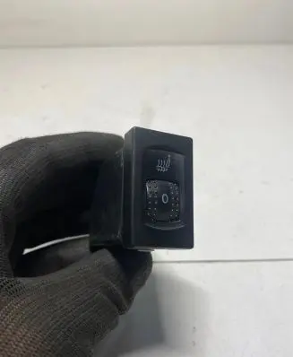 Volkswagen PASSAT B5.5 Seat heating switch 3B0963563D PA6GF30