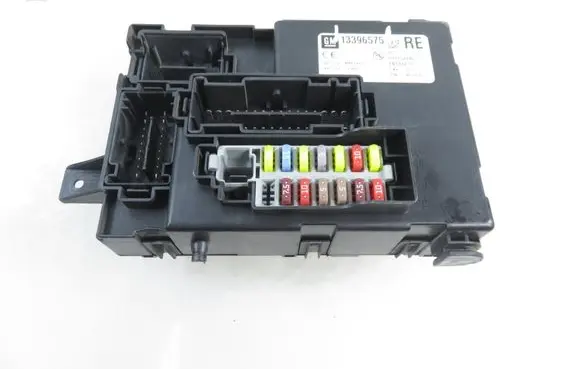 Opel Meriva B Central body control module 13396575