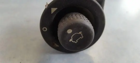Ford Fiesta Wing mirror switch 93BG17B676BA K808X