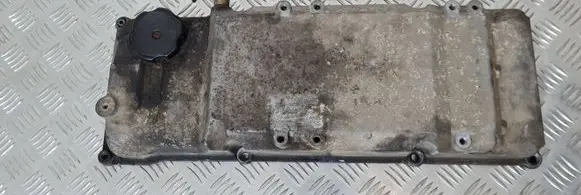 Mitsubishi Pajero Rocker cam cover 