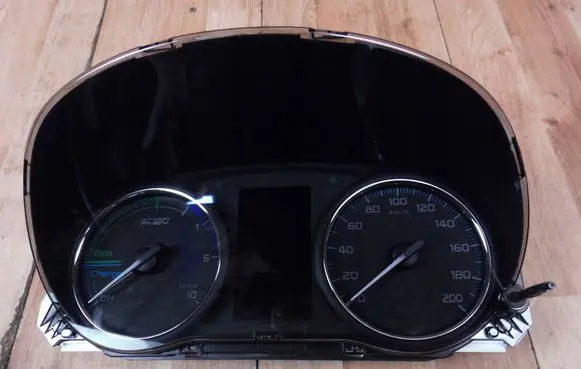 Mitsubishi Outlander Speedometer (instrument cluster) 8100C839