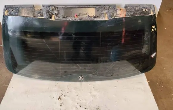 BMW 5 E60 E61 Opening tailgate glass KA6771 43R001026 E000184
