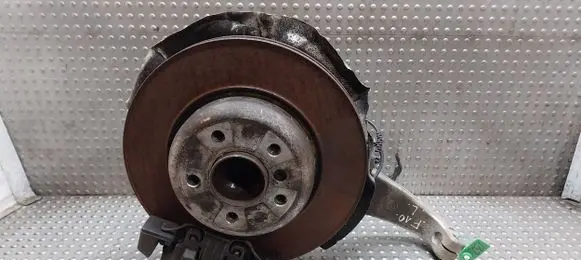 BMW 5 F10 F11 Front wheel hub spindle knuckle 6775769