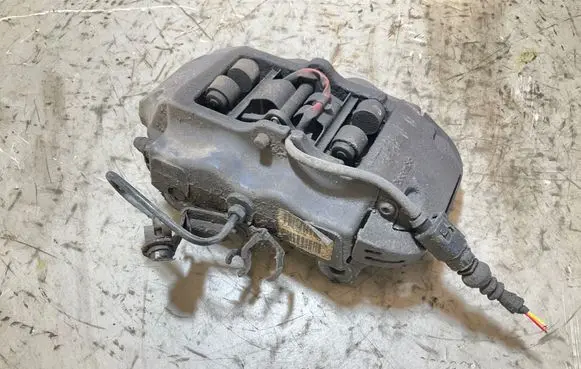 Audi Q7 4L Rear brake caliper 7L6615403AR