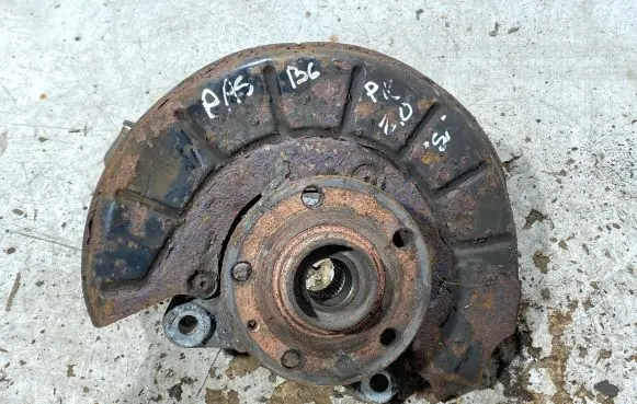 Volkswagen PASSAT B6 Front wheel hub spindle knuckle