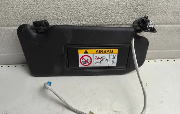 Renault Talisman Sun visor 499041