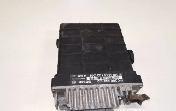 Mercedes-Benz 190 W201 Engine control unit/module 0280800392 0105455732