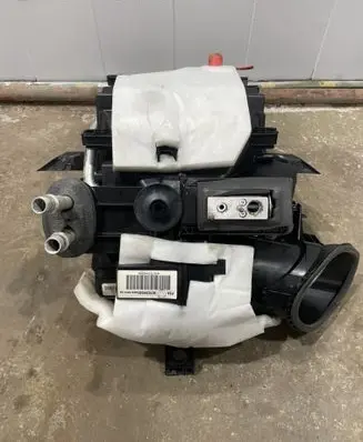 Citroen DS3 Climate control unit 9675394580