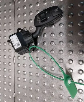 BMW 5 E60 E61 Wiper control stalk 6924107