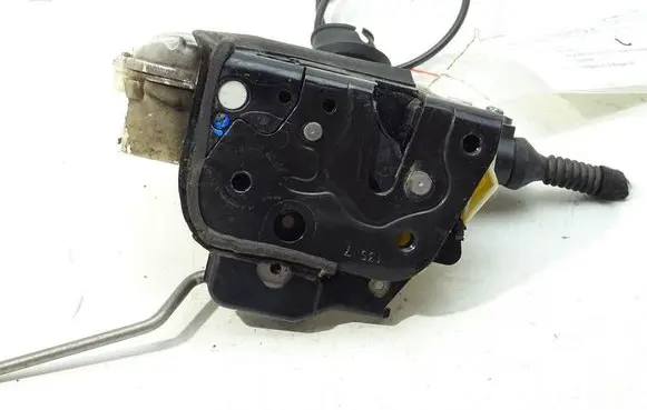 Audi A4 S4 B7 8E 8H Front door lock