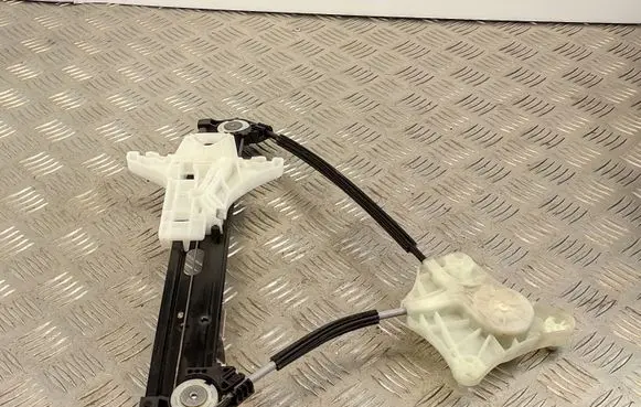 Volkswagen Polo VI Rear window lifting mechanism without motor 2G6839462C VW27008S