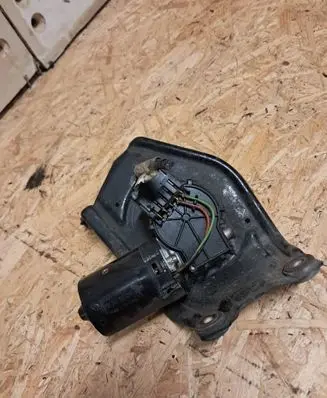 Mitsubishi Space Star Wiper motor 0390241162