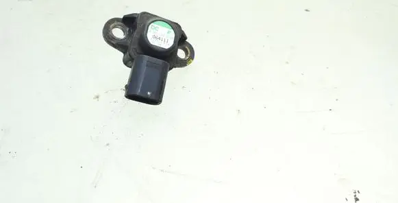 Mercedes-Benz B W245 Air pressure sensor 0051535028