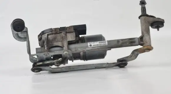 Volkswagen Golf Plus Wiper motor 5M0955119B 0390241979 021SW0501