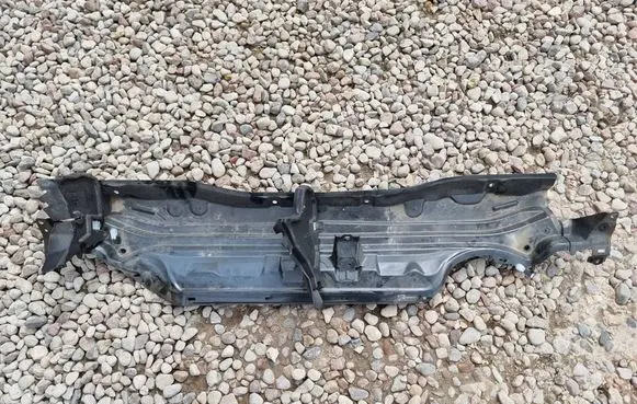 Toyota Yaris Cross Engine compartment bulkhead 